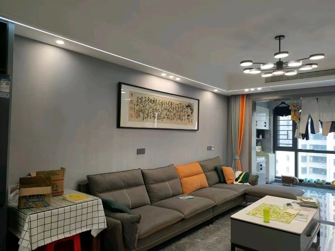 御湖世家精装三房中间楼层送车位看房约