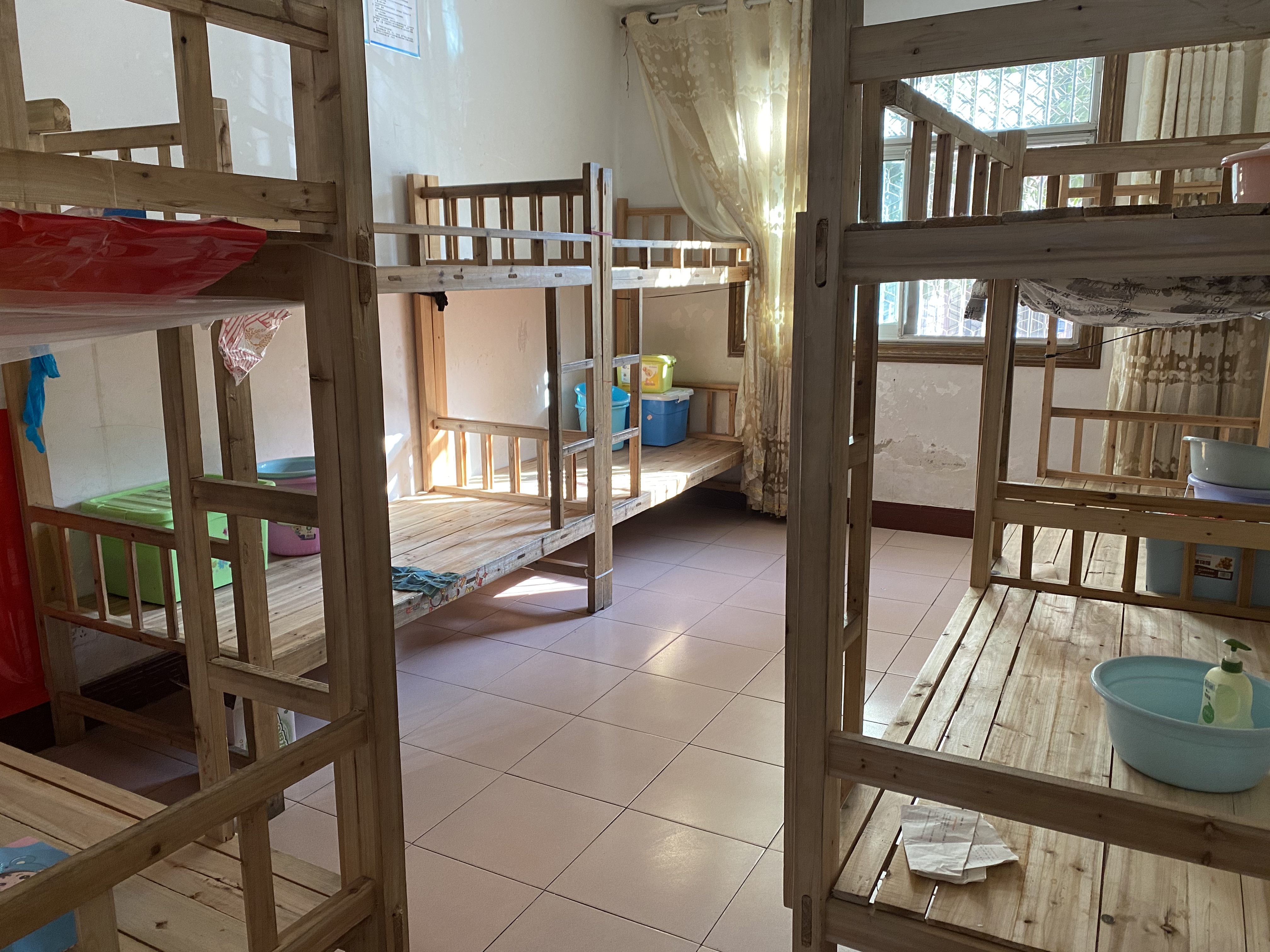 复州花园大三房低楼层免去爬楼辛苦采光有保证 实验二小就在小区陪读养老 选