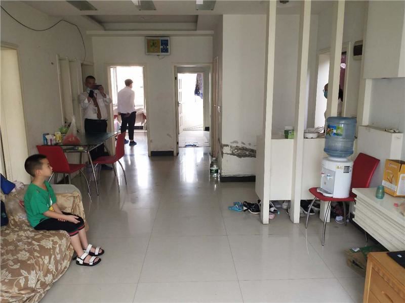 德政园枫丹苑，步梯好楼层，仙桃 就在旁边，精装3房拎包入住