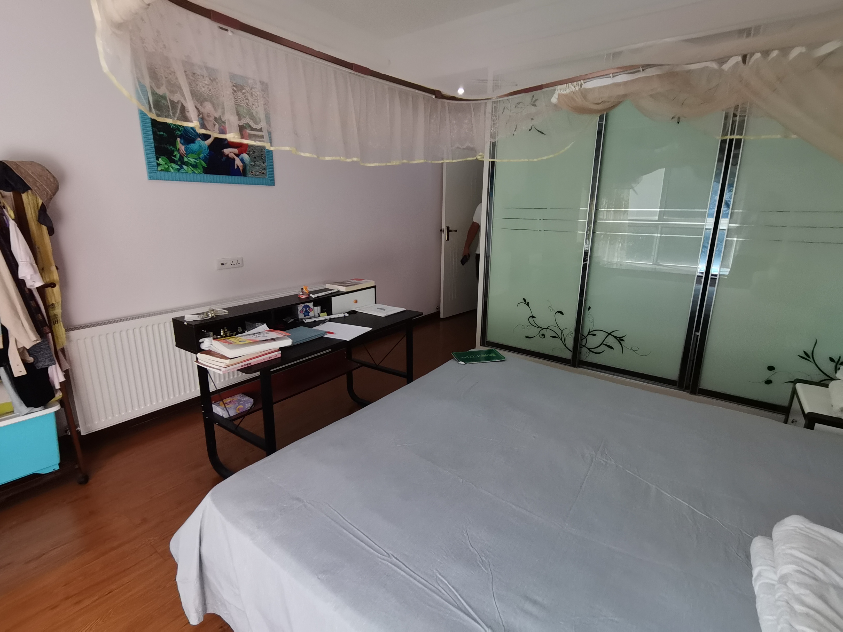 世纪雅园精装三房全屋暖气片中间楼层房东诚意出售