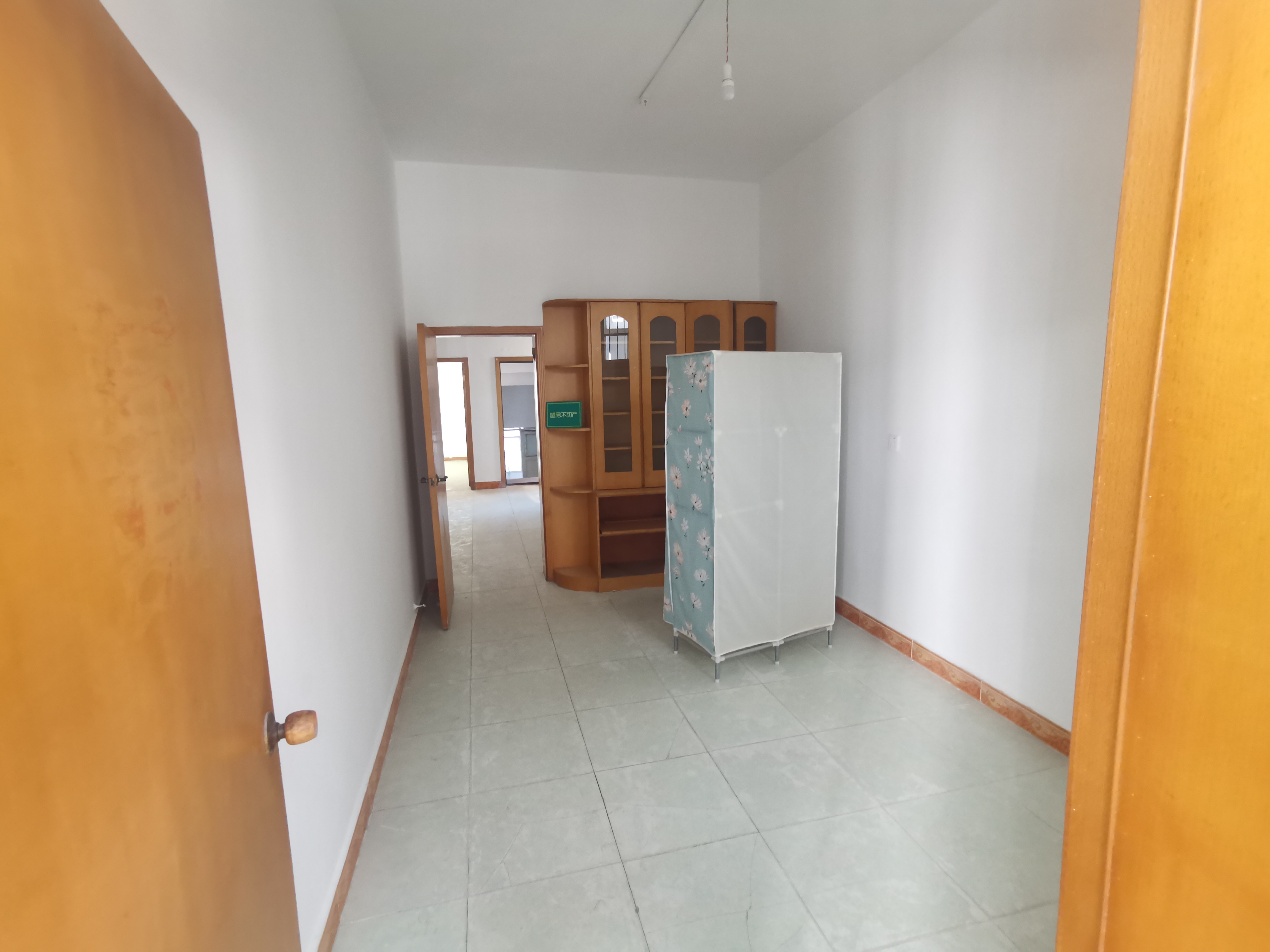 实验高中附近私房有证可过户业主诚心卖