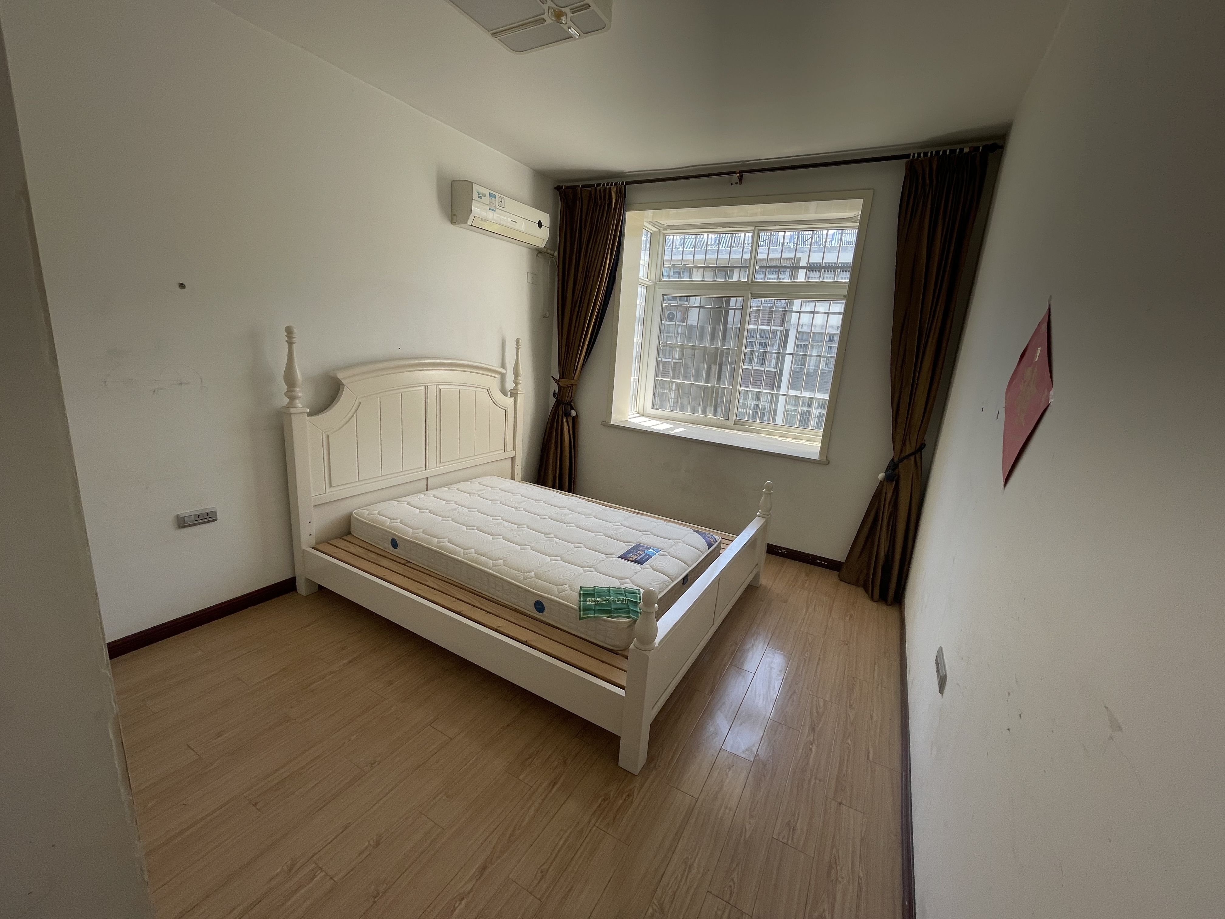 城市星座旁D都花园纽芬兰酒店旁精装大三房视野采光好满二读实验