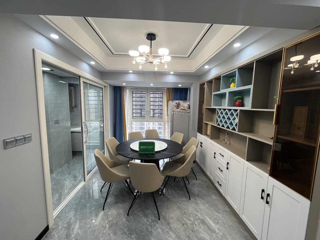 元泰未来城全新装修好楼层送入户花园带麻将室，一天为住