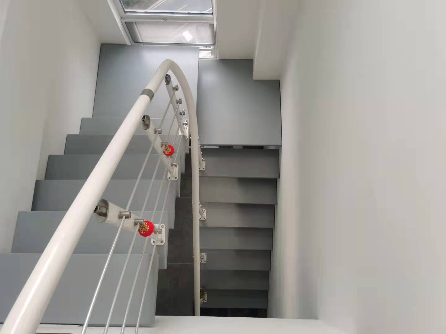 城西李小双运动城附近时代天骄精装复式满二业主诚意出售