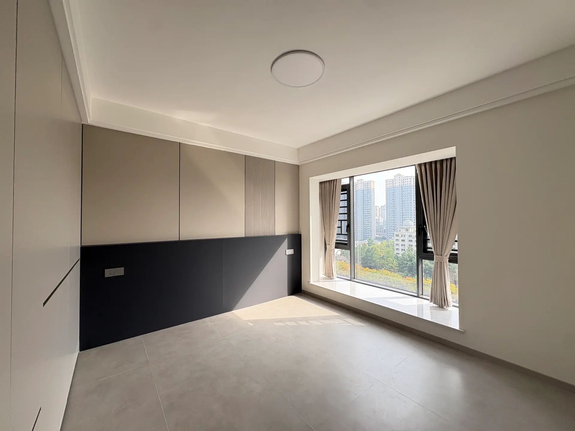 捡漏，城南，福星城，电‮好梯‬楼层，精装三房，证‬满二，急售