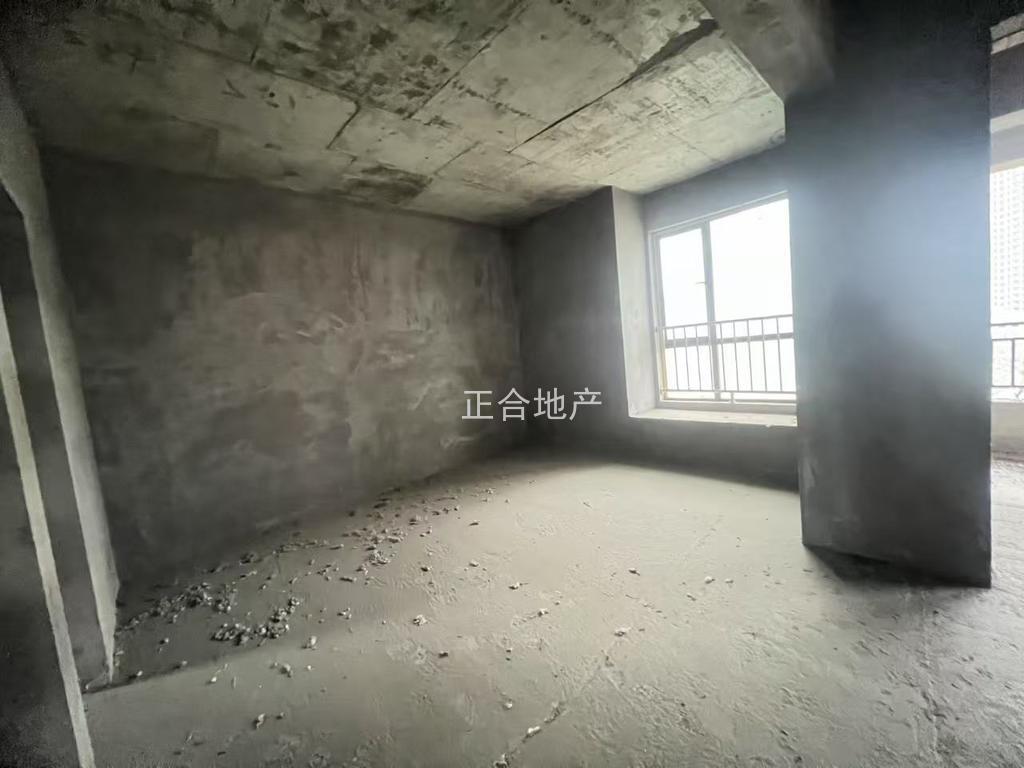 新城壹号五期，洋房复式楼，公摊小，7米大阳台买120平到手200平还送露台，