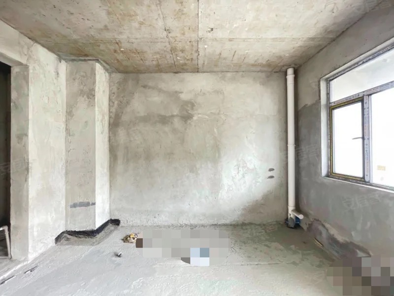 ？捡漏，元泰C区，单价4300，双阳台，证件满二，南北通透，下楼就是三中