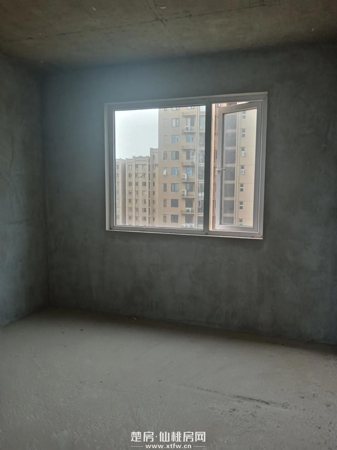 锦绣江山毛坯房，业主外地置业，南北通透餐客一体，双阳台，看房方便