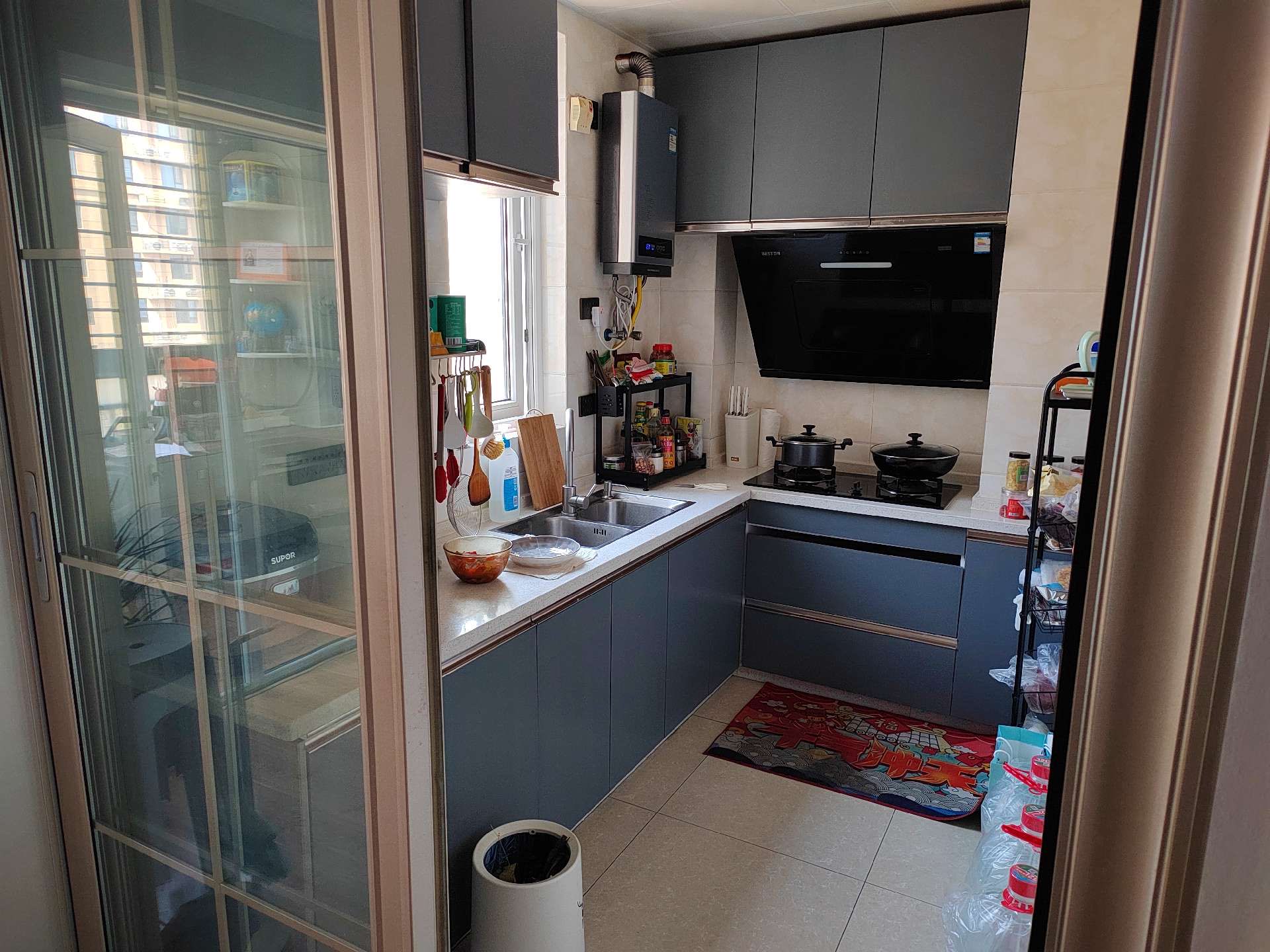 满庭春精装边户大三房中高好楼层视野侠几好