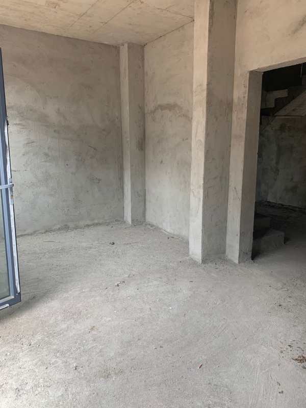 新区花苑，挖沟别墅.太子湖旁边联排别墅，性价比超高，业主诚心卖，看房方便