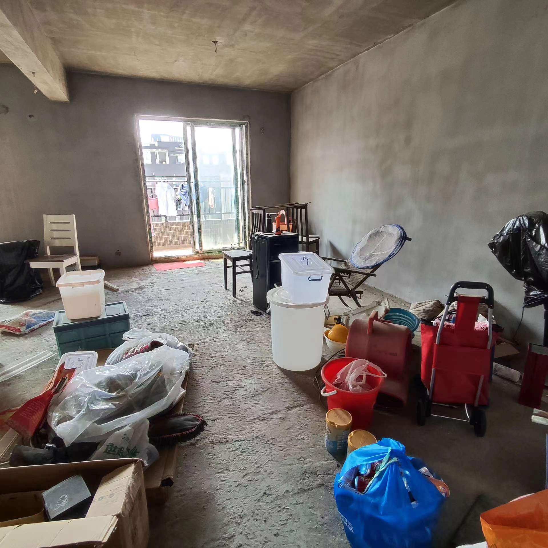 和合国际.毛坯三房.证件满二.看房方便