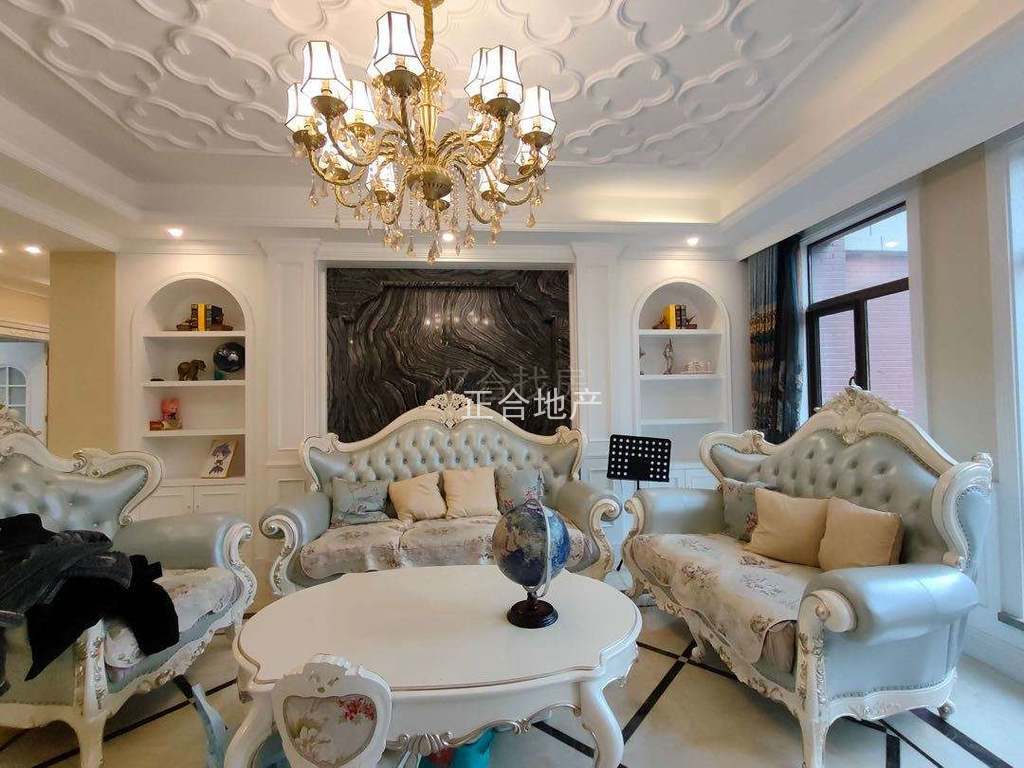 房东急售，城南新城壹号，大平层，电梯入户，花园洋房，好楼层，带车位