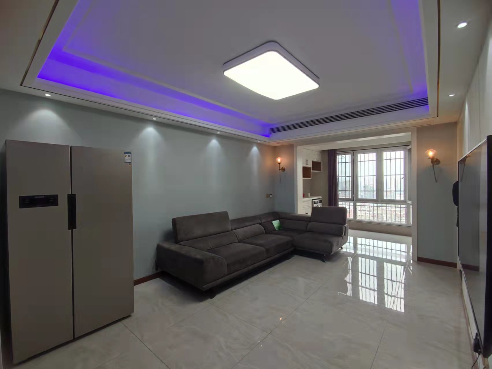 圣淘沙精装修3房坐北朝南证满2年看房方便