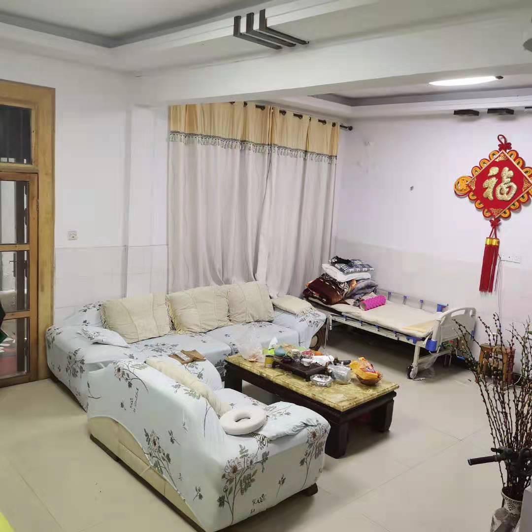 何李路油炸湾社区私房好停车