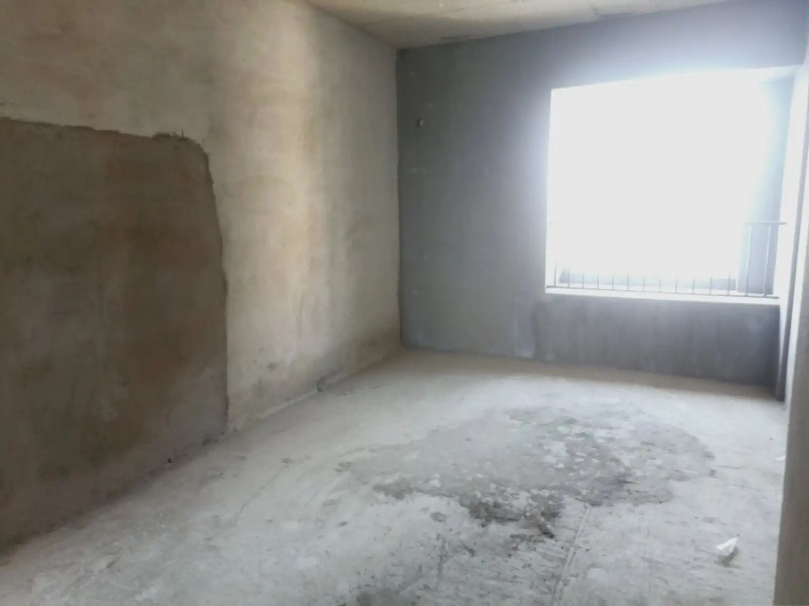 捡漏，城南，南国明珠，单价4000，送车位，大三房，南北双阳台，电梯20层