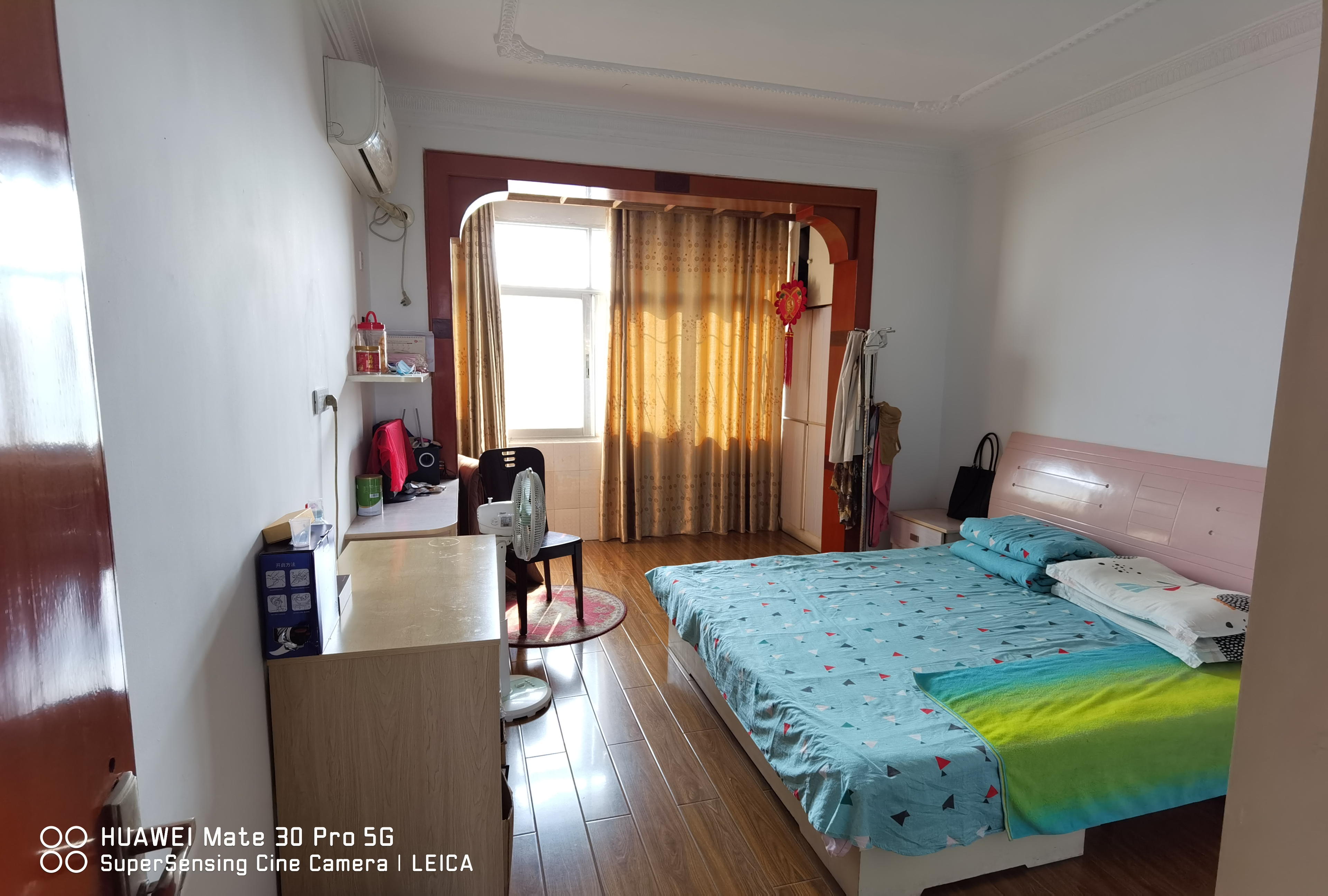 宏达路 车站旁 两房 领包入住 看房方便 出行方便 周边生活配套方便