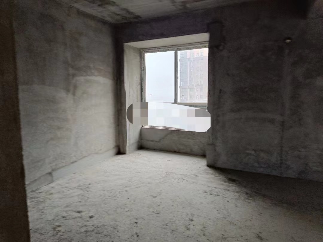 122，业主急售。仙桃一中对面，漫城林语，好楼层，好户型，单价4250一平