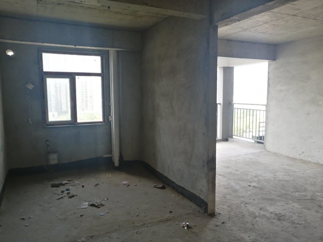 城南花园小区天诚缘，三房两厅户型方正楼层好，房东靠谱！看房方便!