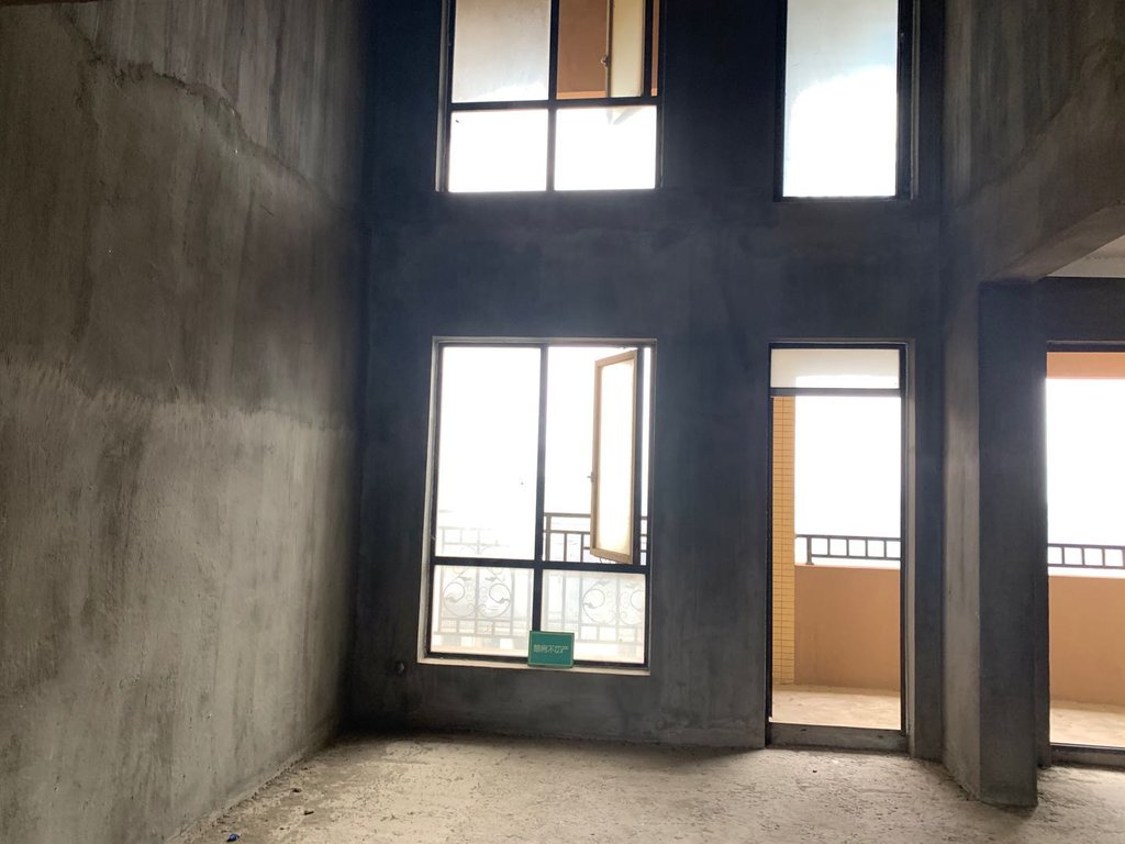 新区花苑新沔中城际铁路旁花园洋房别墅诚意出售