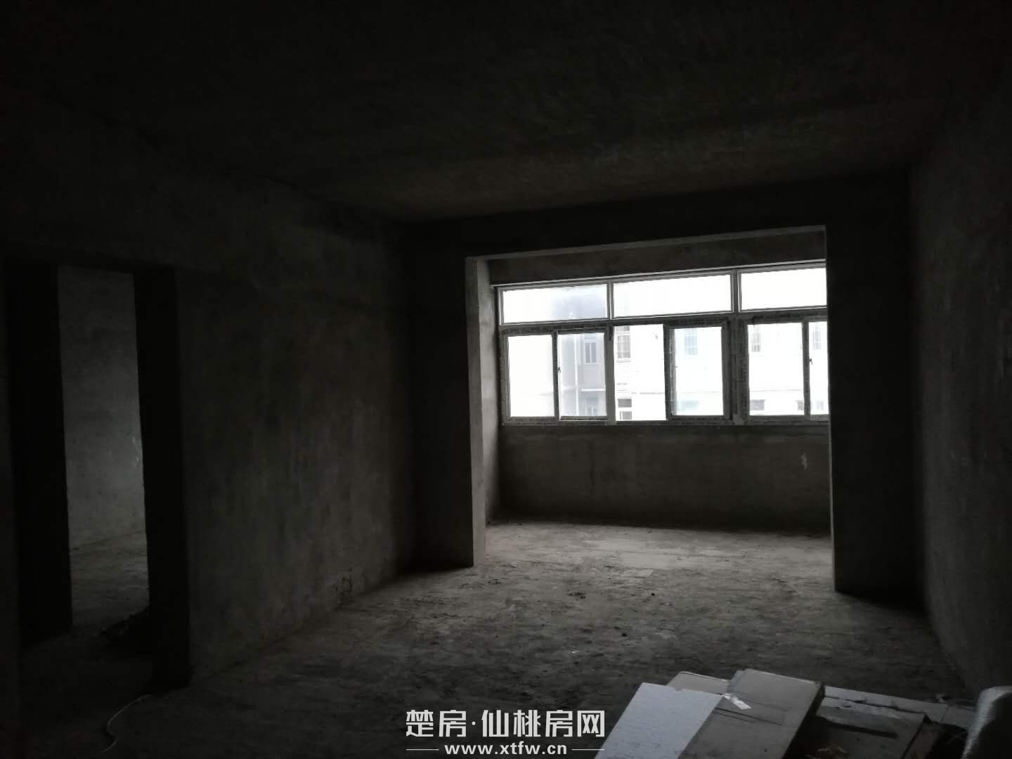 仙北南北通透医院宿舍毛坯房出售
