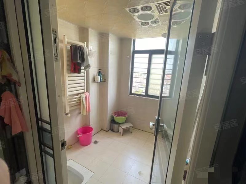 降价十万，城南新城壹号，房东急售，全屋地暖，家电全送，好楼层，证件满五，南北双阳台