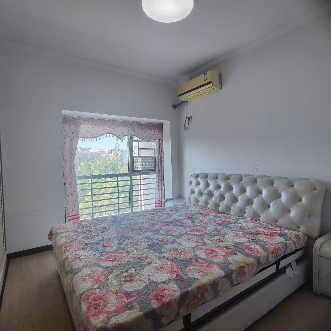 捡漏，武商附近，电梯精装三房两卫，单价3900，亏本出