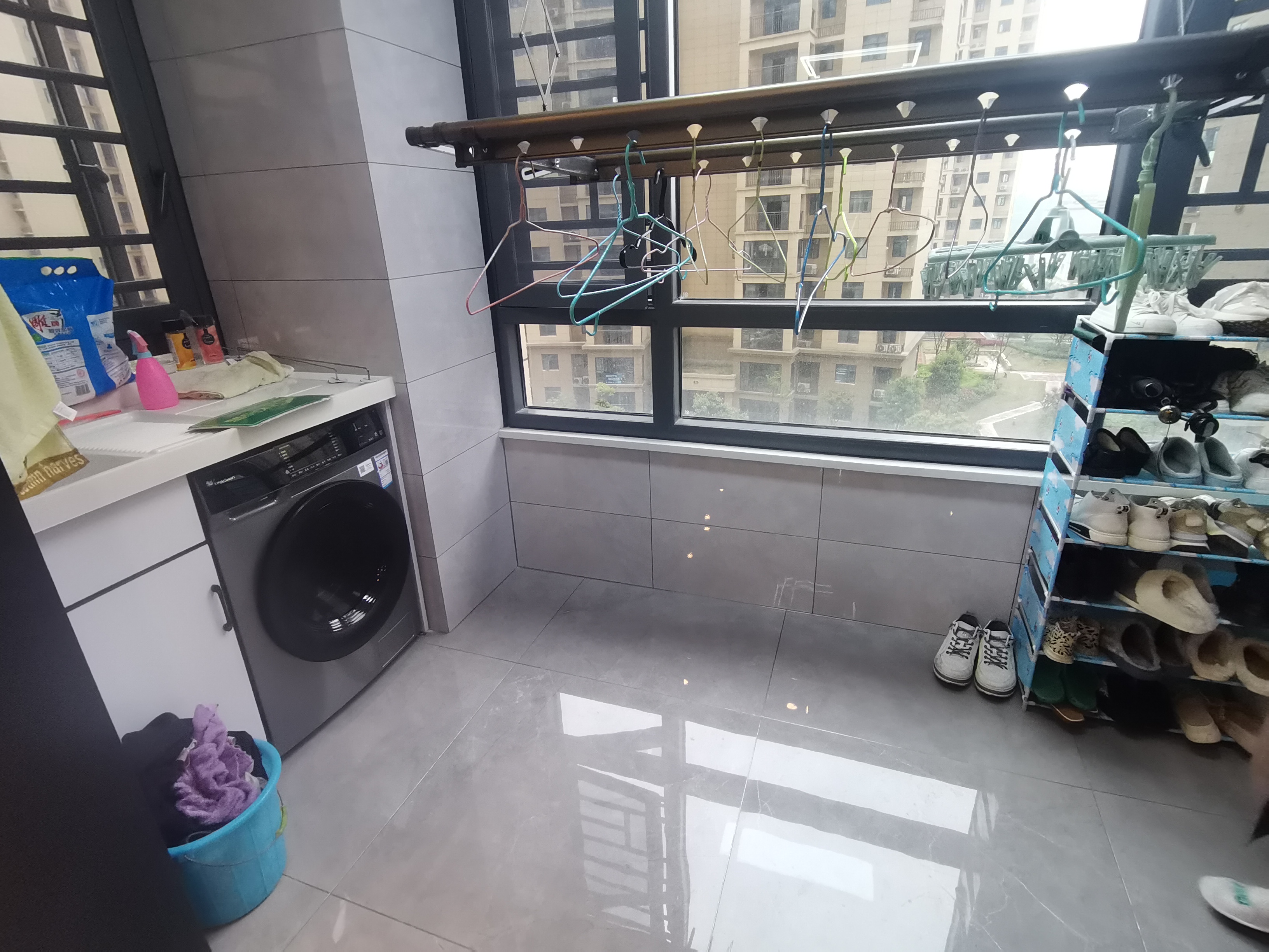 森林国际翡冷翠全新装修三房房东诚意出售