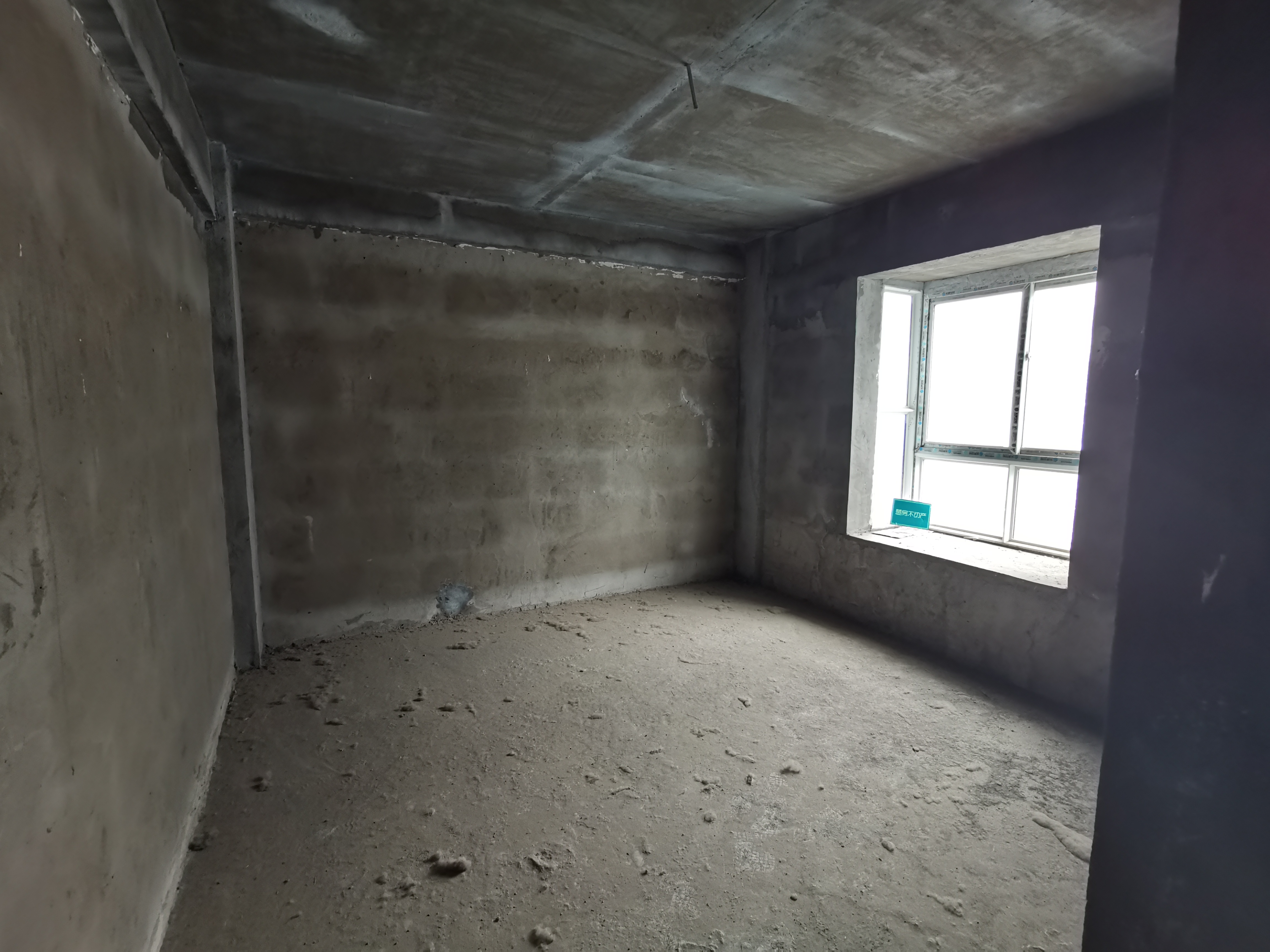 恒迪国际毛坯大三房，公摊小，得房率高，看房方便