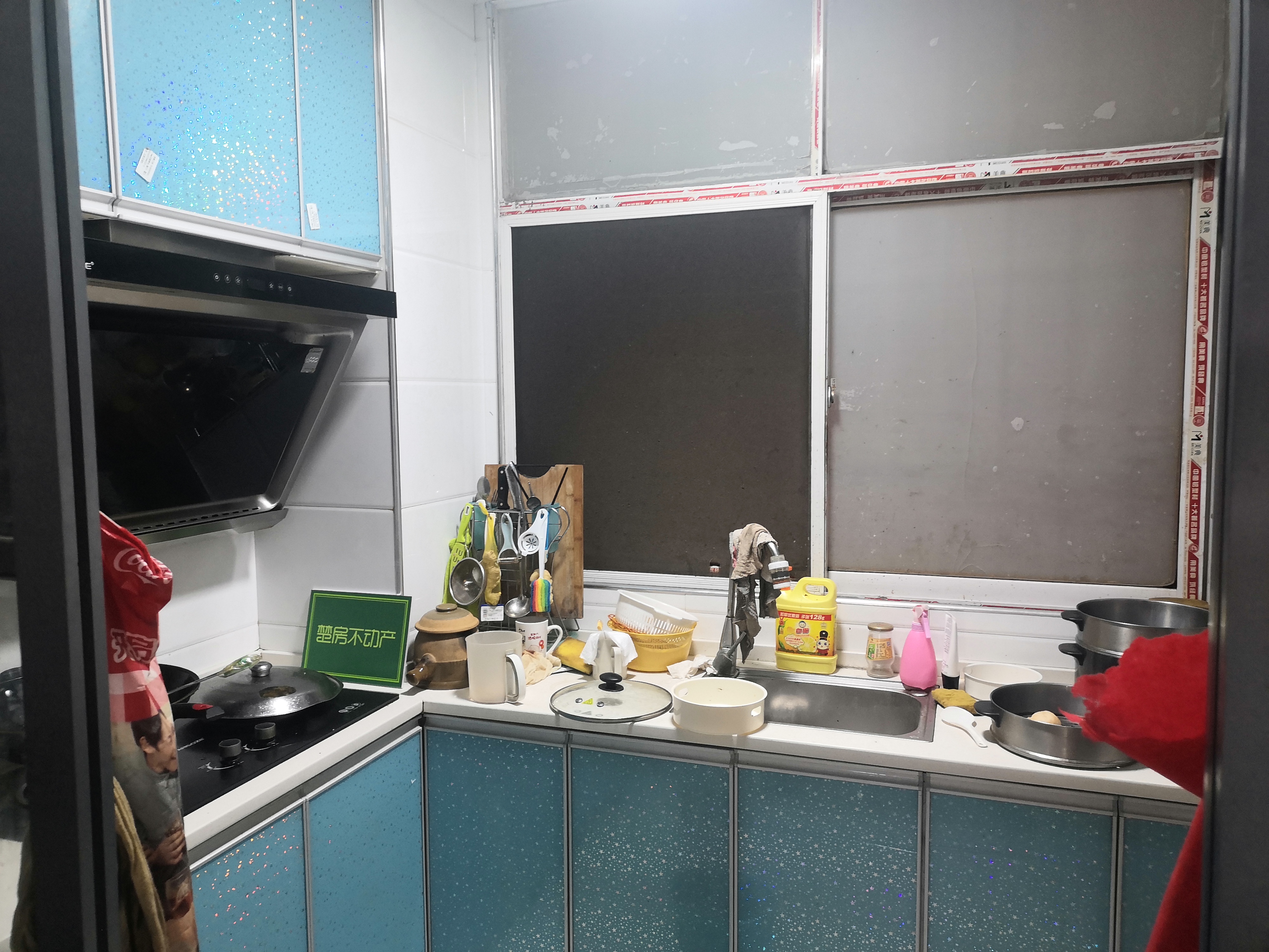 汉江路义星花园带装修三室两厅两卫阳台视野好