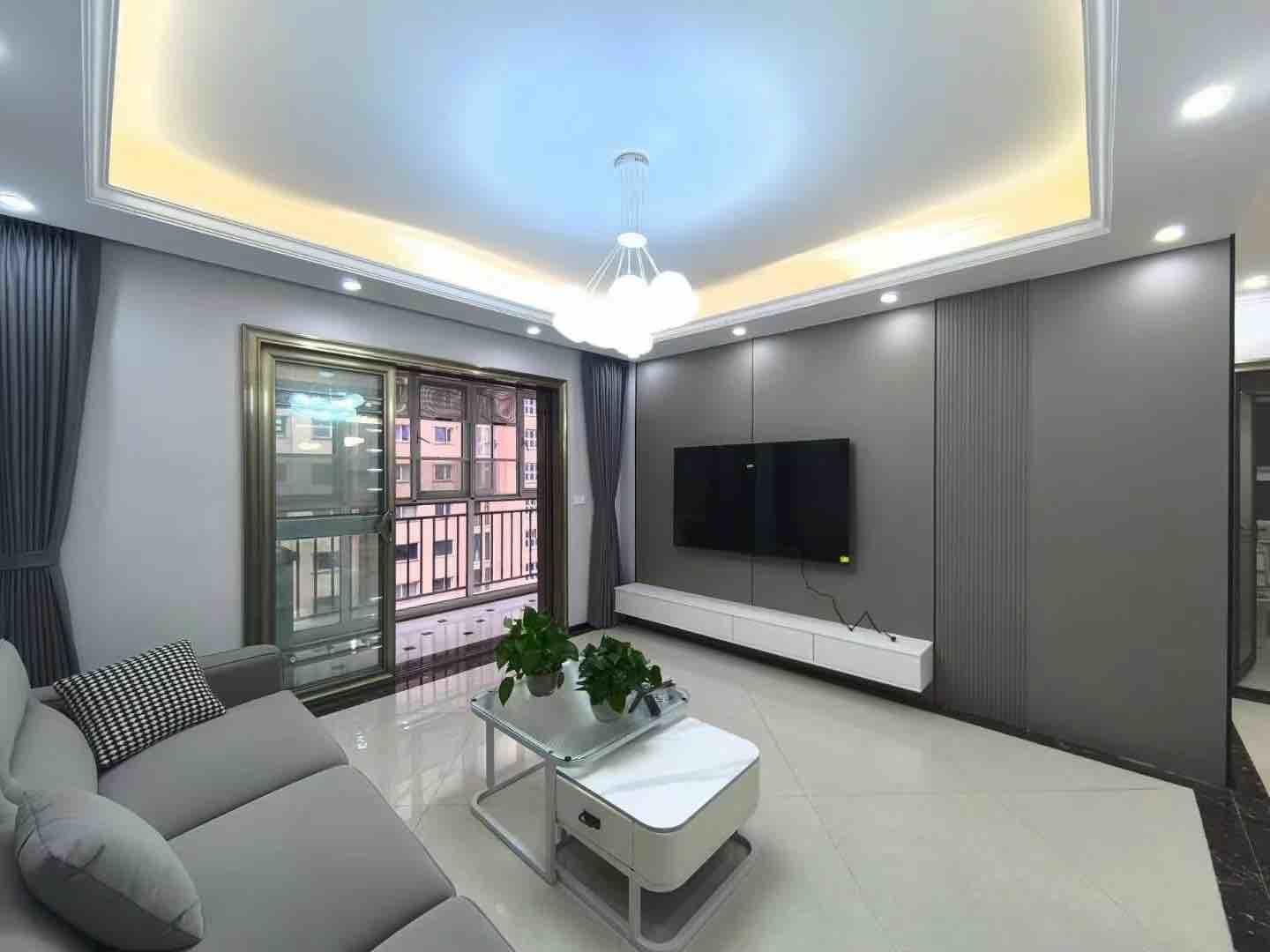 亏本急售，供暖三房，电梯好楼层，全新装修，拎包入住