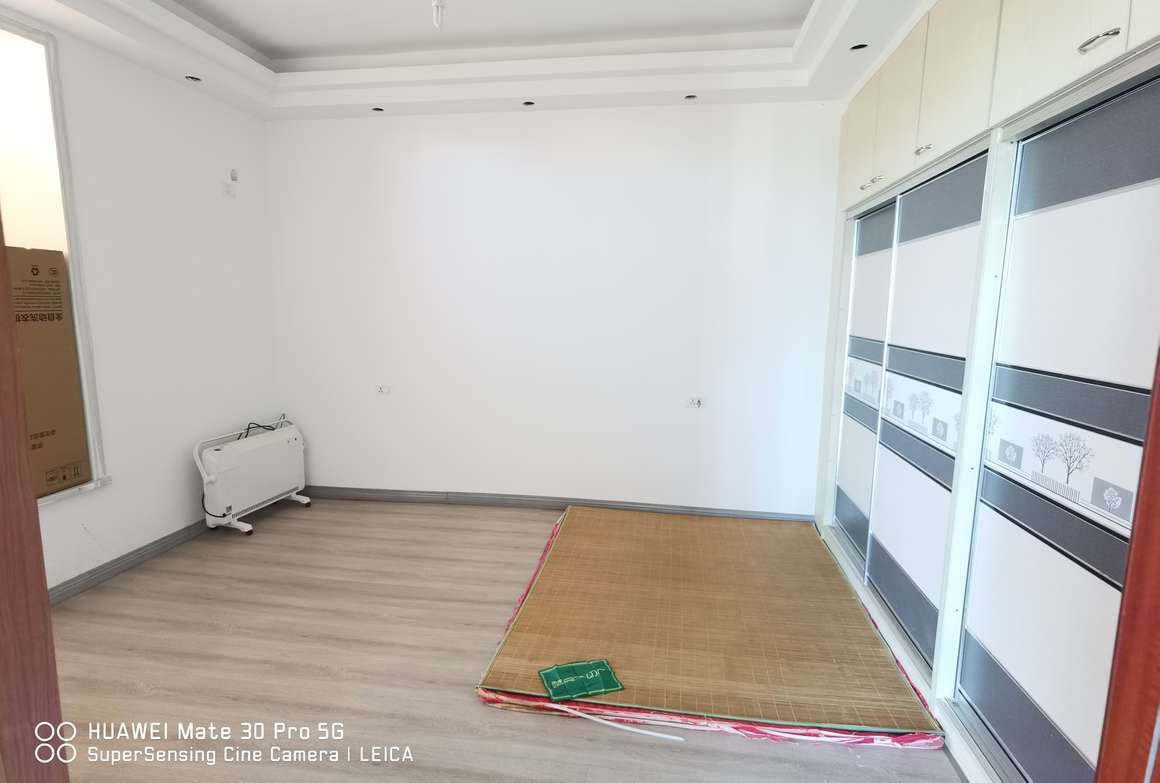 新城一号精装小三房领包入住视野采光好的看房方便出行也很方便周边配套齐全