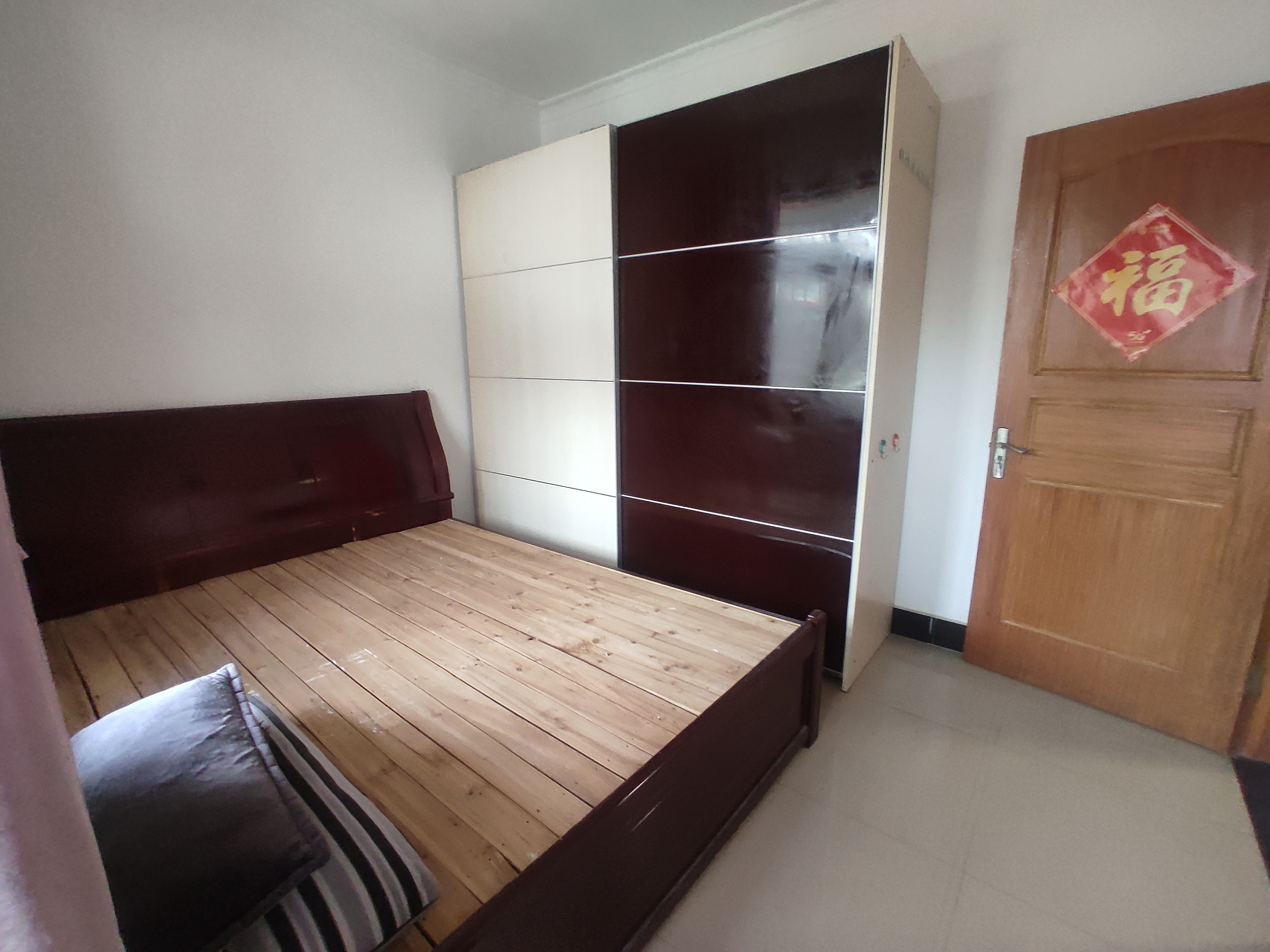 恒雅名苑精装大两房.证件满二.看房约