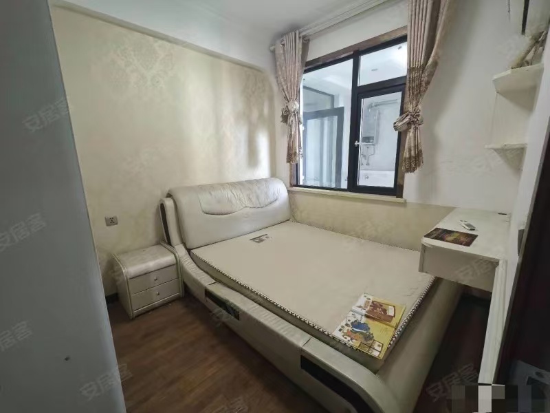 捡漏，城南，元泰A区，精装2房，中间好楼层，满二，元泰三中