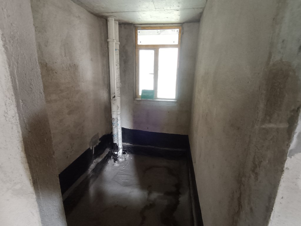 天泽园.毛坯大三房.南北通透双阳台.看房方便