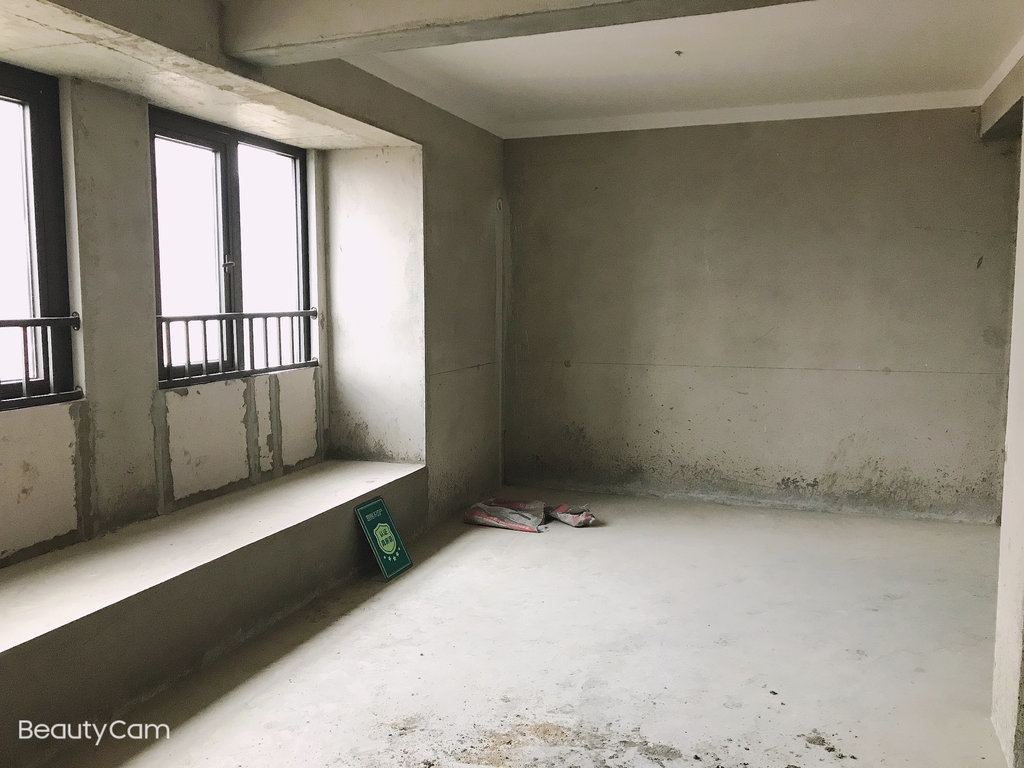 城西大盘祥生观澜府毛坯大三房南北通透 好楼层视野 买了就可以装修