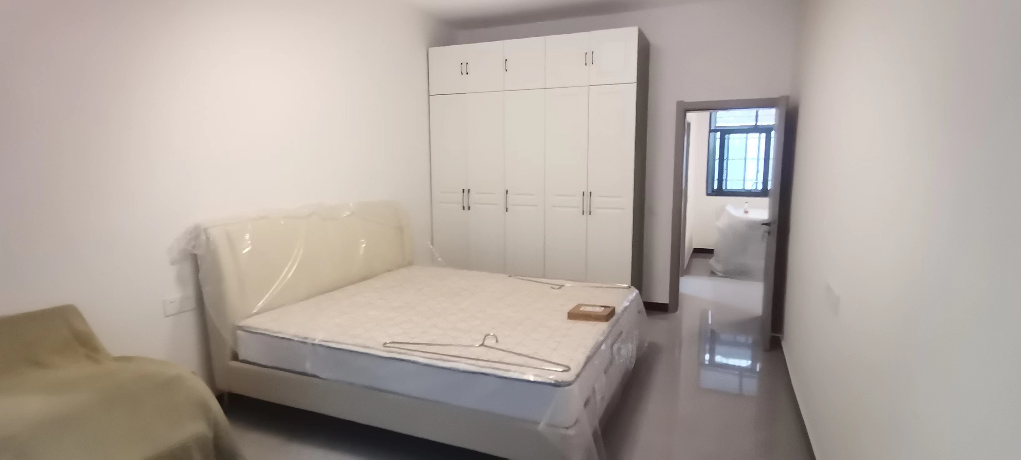 金属材料公司宿舍小区有出场好停车.房子成色新