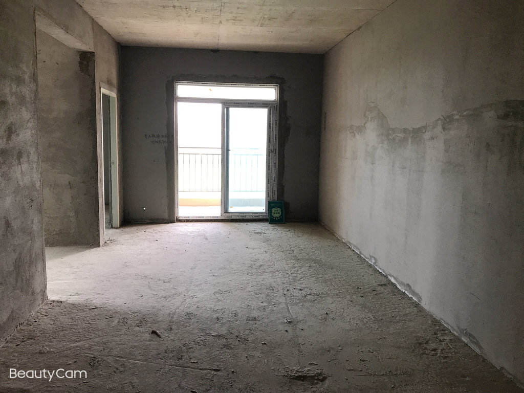 城南 南国明珠 经典小三房 采光视野都很好 看房方便