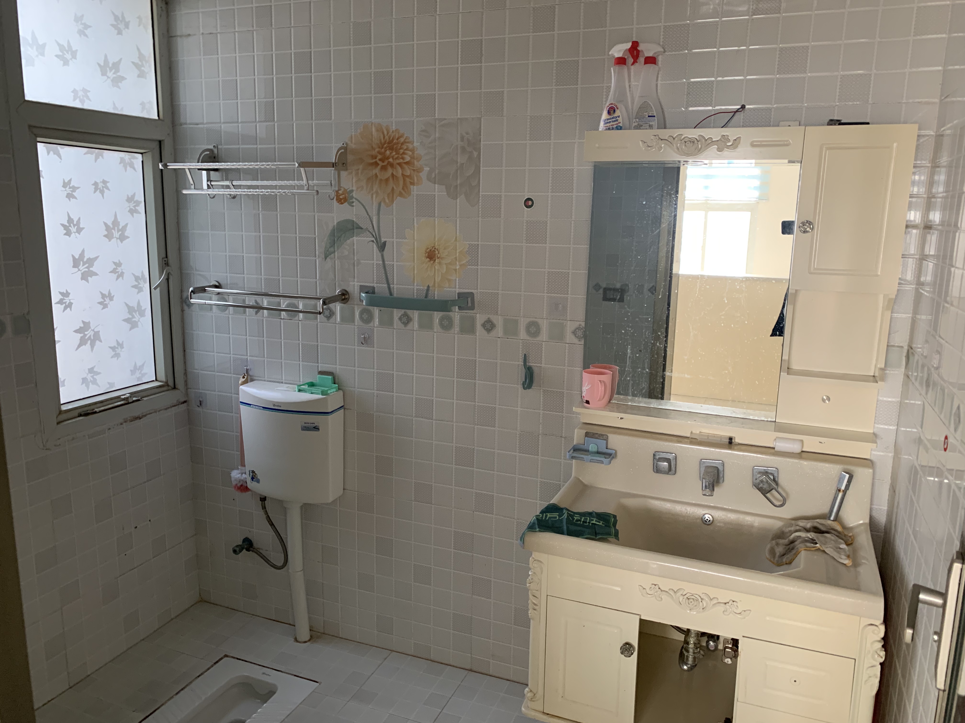 四中对面东方小区精装大三房平时没怎么住