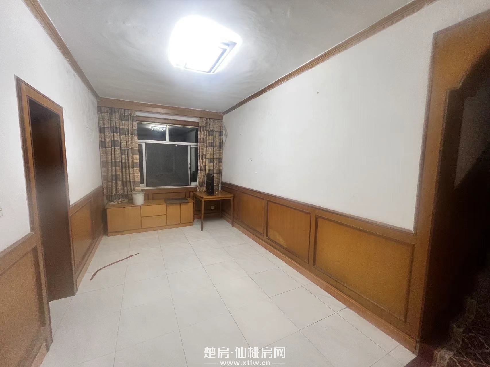 抛售房改房，临近流潭公园，青少年宫，市八中