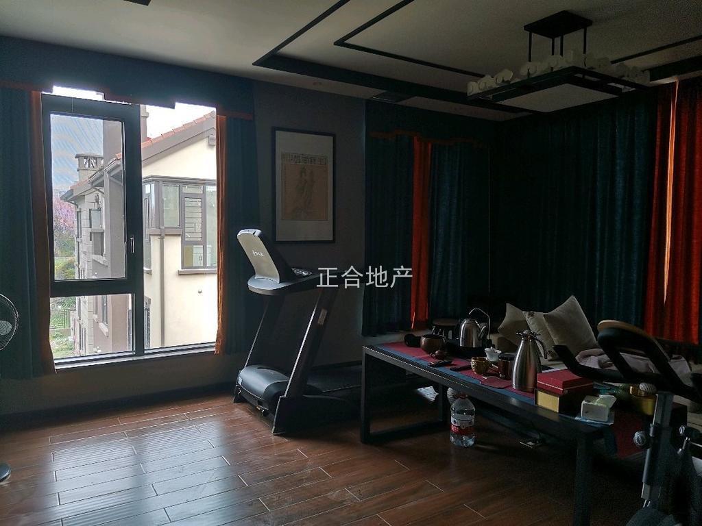 祥生御景湾 双拼别墅豪zhai，现代新中式，建面240平，实得300平，带大院子，拎包入住