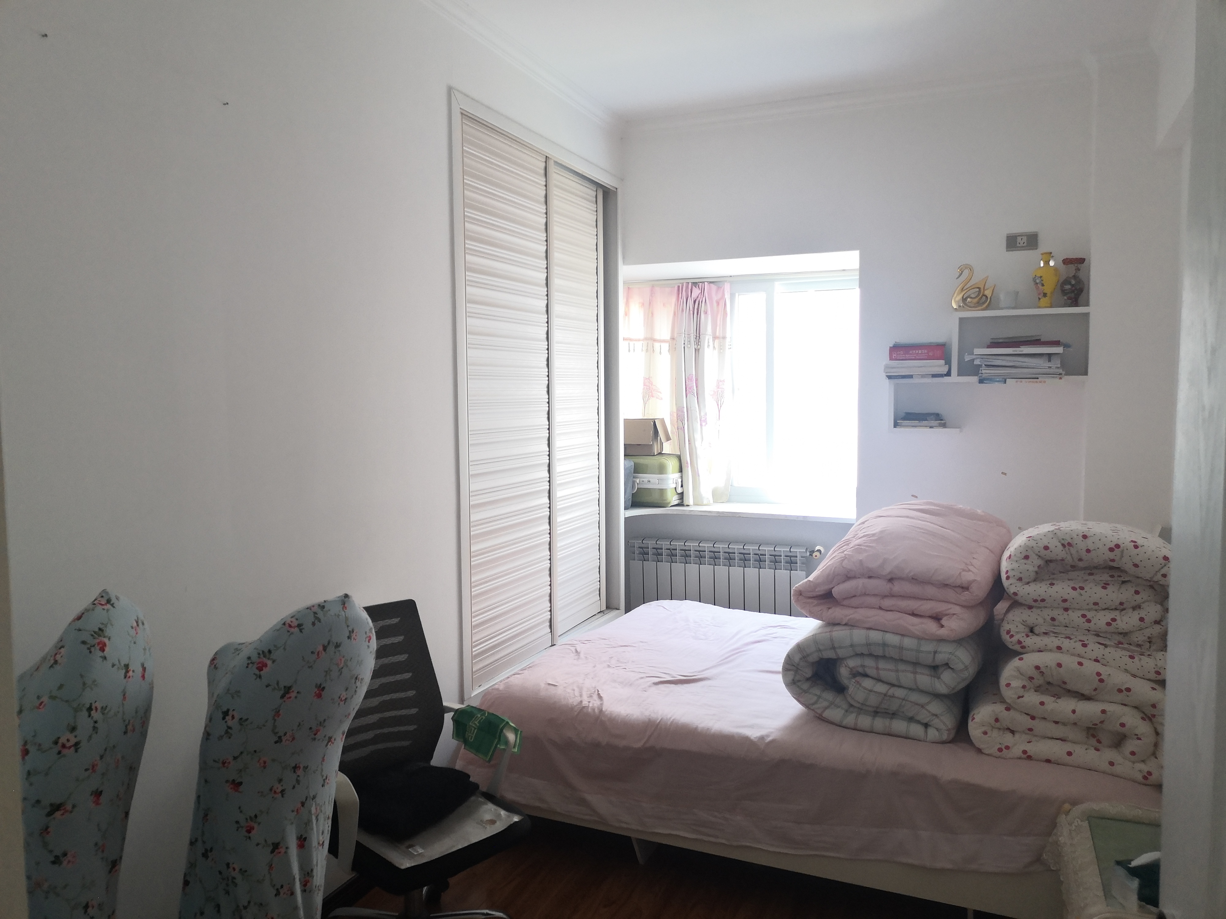 香岸华府电梯小高层好楼层精装大三房保养好采光佳小区环境优证满五