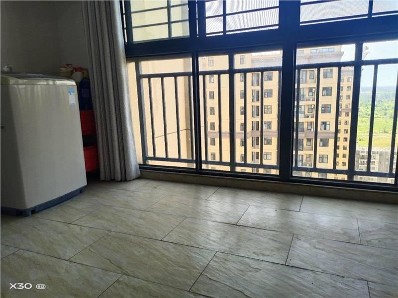 元泰未来城精装三房采光户型好读新三中，拎包入住看房方便