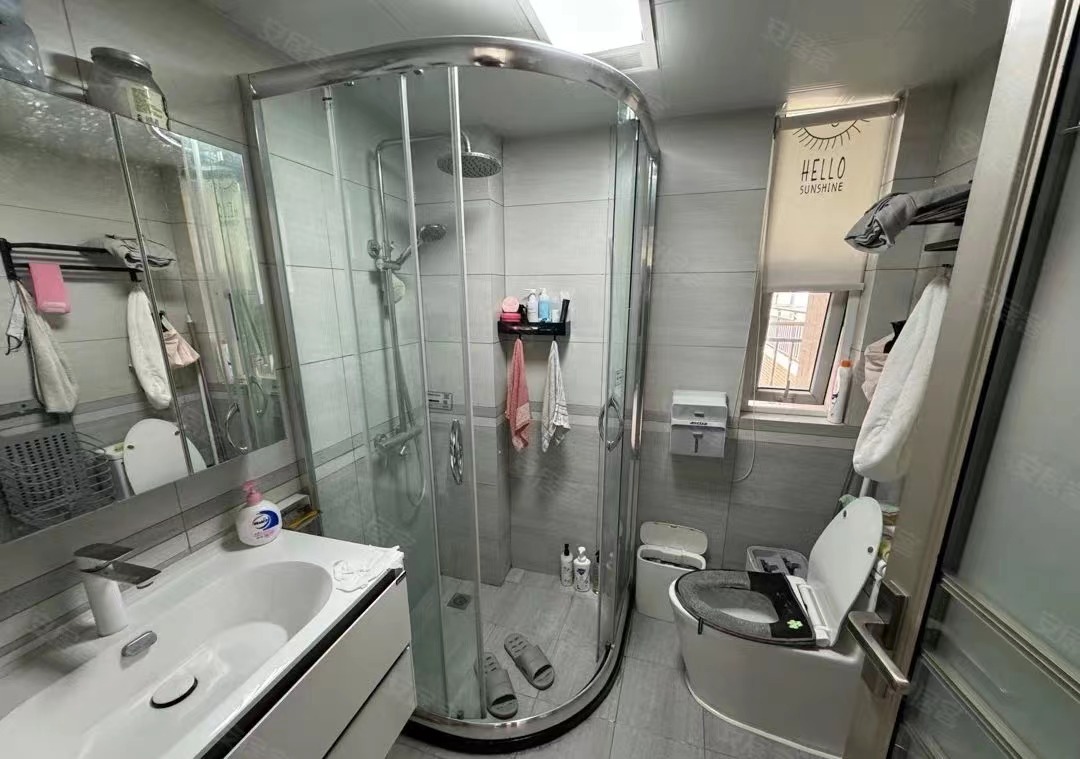 49，房东急售，证满二，精装2房，小户型，一中旁