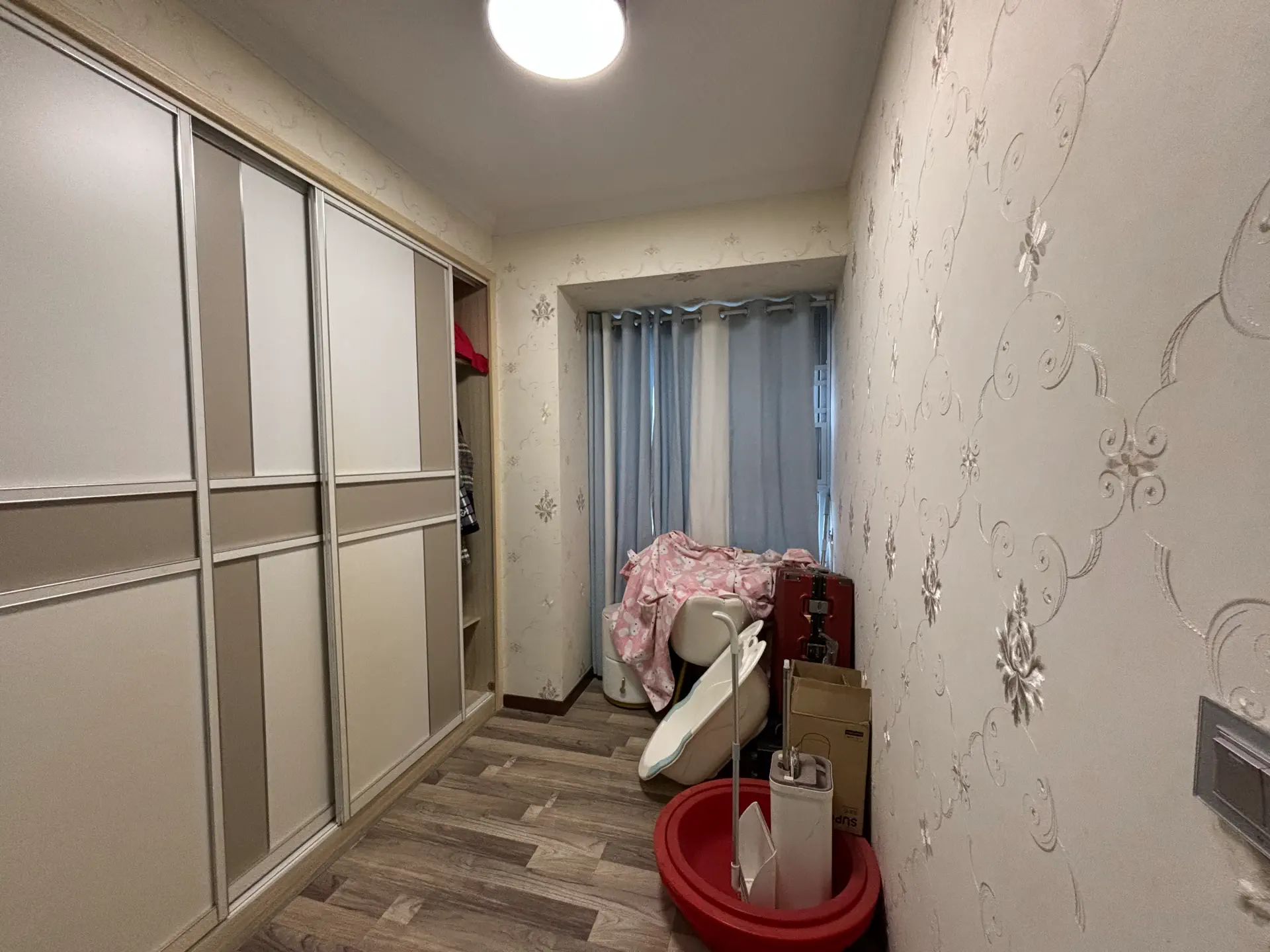 亏本出售，城南，沔阳公馆，电梯小高层，精装四房，证满二
