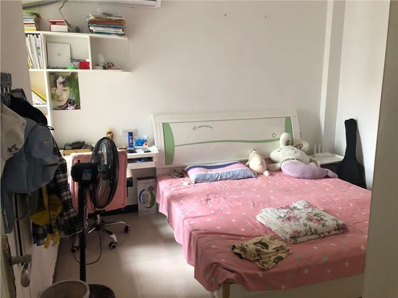 城南城市丽景，精装3房，成色新户型好，证满两年，可按揭