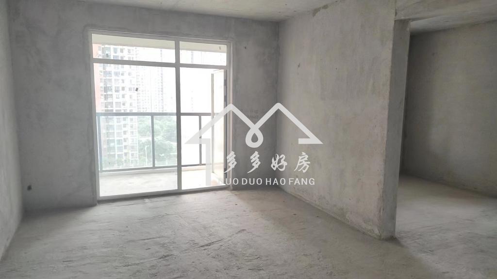 好房推荐，蓝天白云BMW，典范之作，南北通透，中间楼层