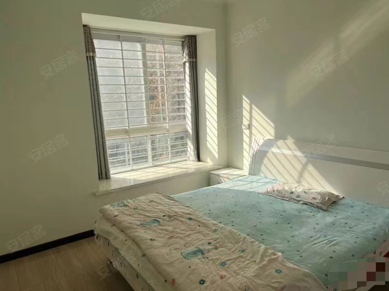 286，世纪雅园，精装2房，保养好，成色新，采光视野好，拎包即住！