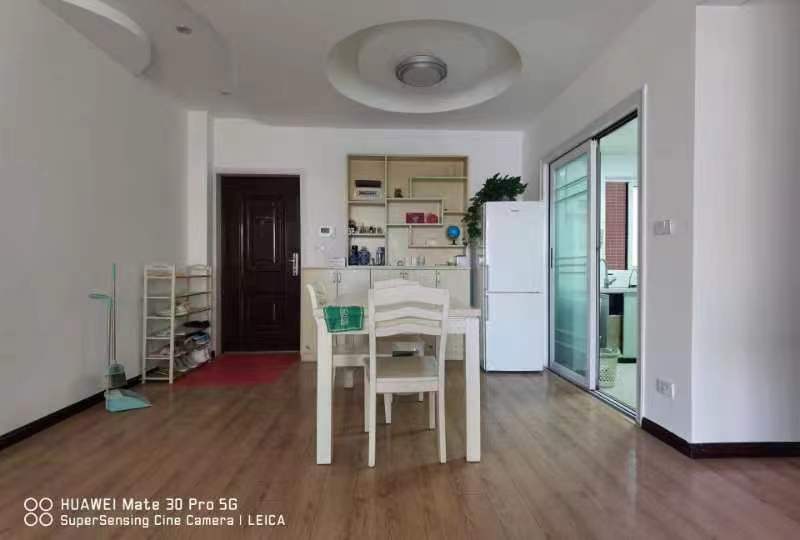 漫城林语 精装三房 上学方便！