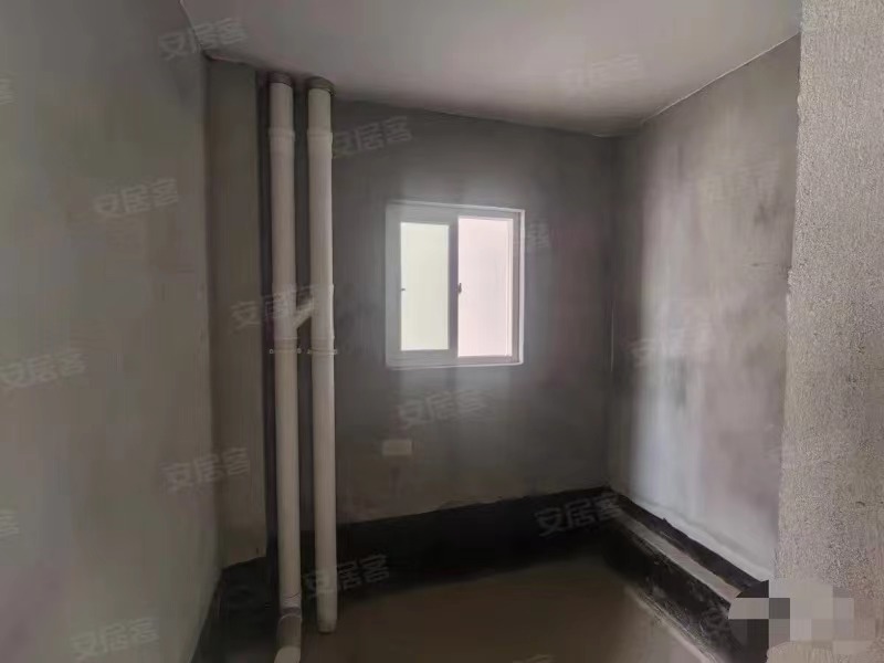 92,降价了,鸿升现代城,读三中，中间楼层,证满二,视野采光好