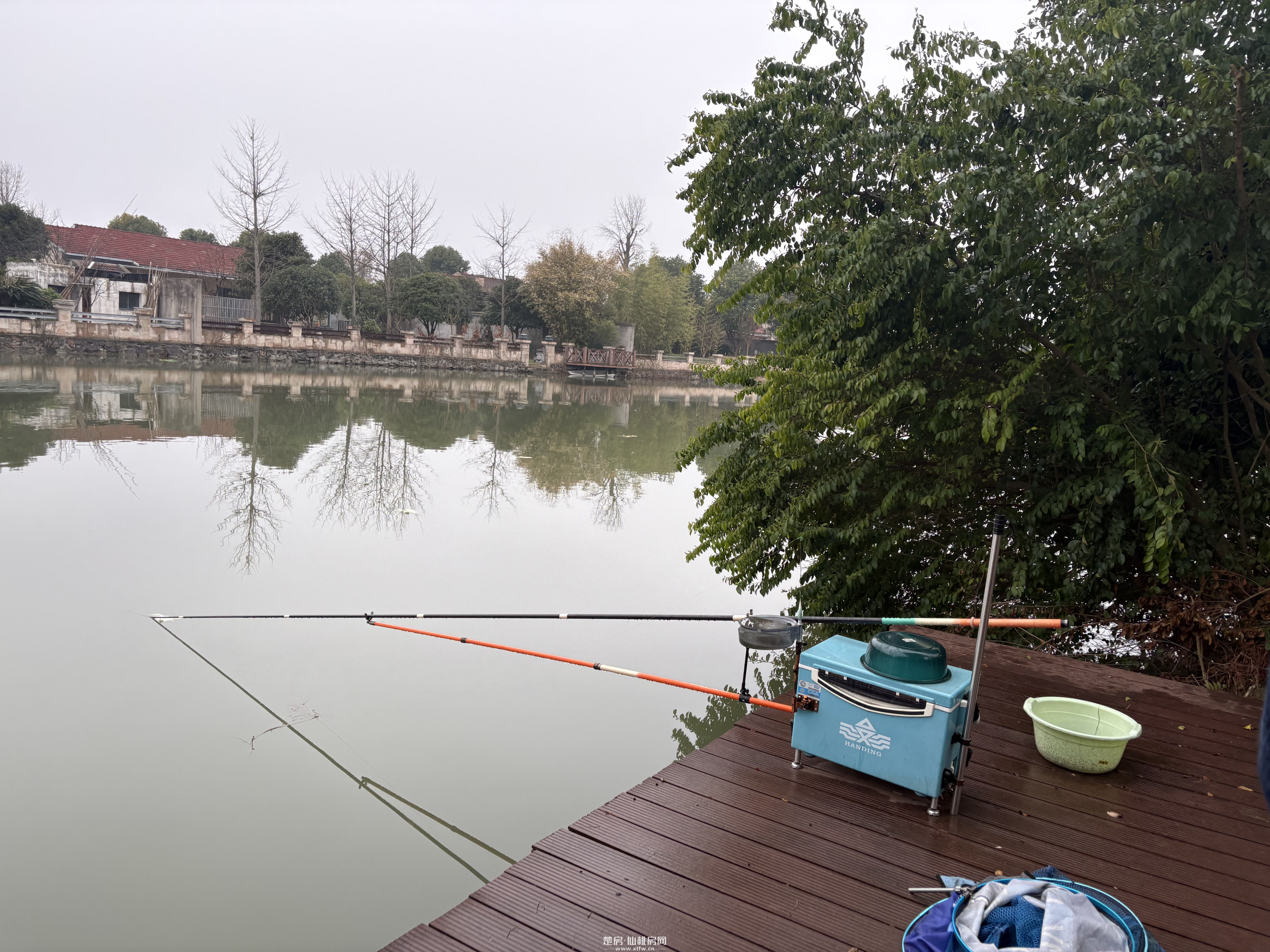 西郊庄园城西板块临湖庭院别墅带私家码头出售